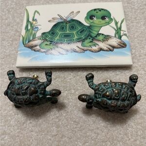 Decorative Turtle Metal Cabinet Pulls (2) & Turtle Tile